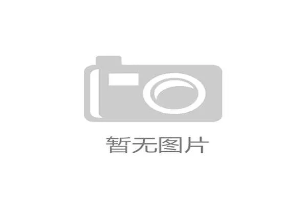 阿森纳无球状态下以4-4-2阵型保持整体紧凑，有效封锁中路空间